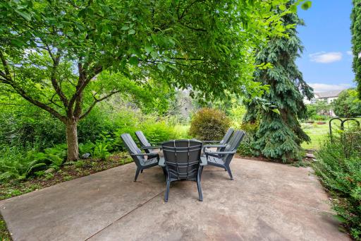 15692 Enfield Avenue N, Hugo, MN 55038