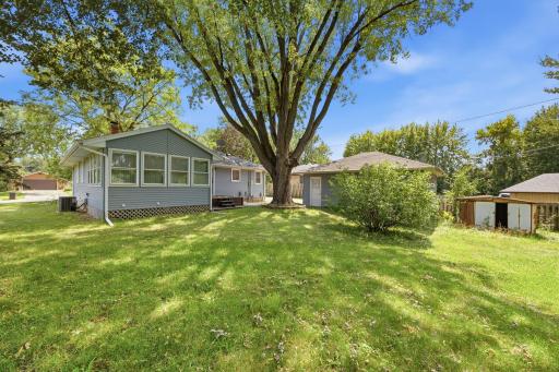 821 Sterling Street N, Saint Paul, MN 55119