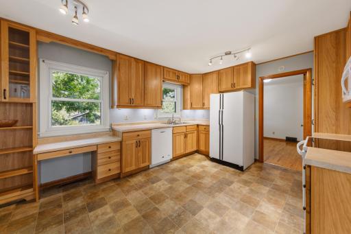 25_22 kitchen.jpg
