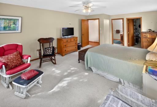 8890 Bishop Avenue NW, Maple Lake, MN 55358