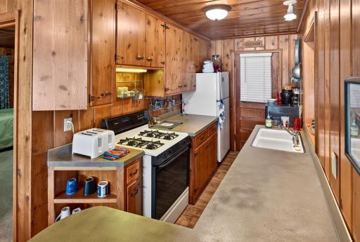 8890 Bishop Avenue NW, Maple Lake, MN 55358