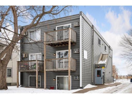 Minneapolis, MN 55404