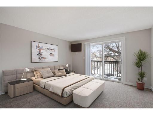 Minneapolis, MN 55404