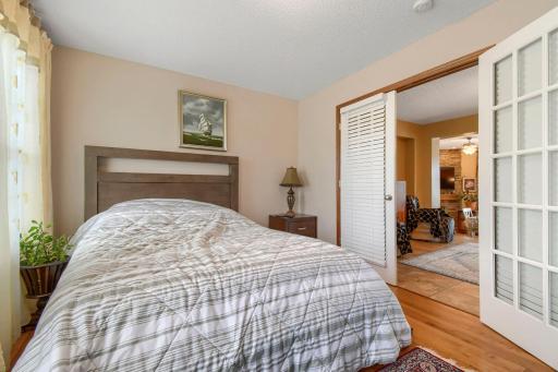 7005 Rose Dr - Web Quality - 023 - 23 Bedroom.jpg