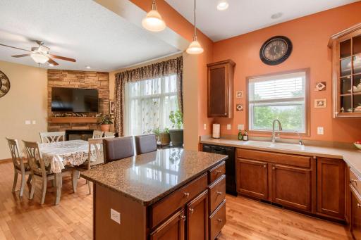 7005 Rose Dr - Web Quality - 012 - 12 Kitchen.jpg