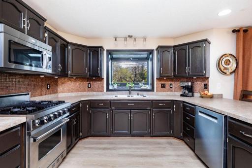3126 37 1/2 Avenue S, Fargo, ND 58104