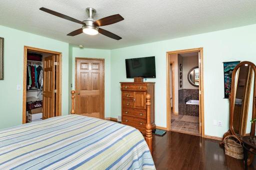 3126 37 1/2 Avenue S, Fargo, ND 58104