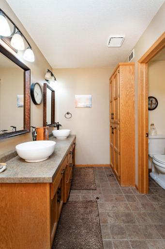 3126 37 1/2 Avenue S, Fargo, ND 58104