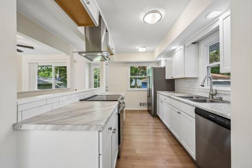 11341 Palm Street NW, Minneapolis, MN 55448
