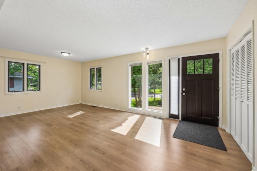 11341 Palm Street NW, Minneapolis, MN 55448