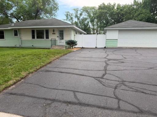 8031 Hadley Avenue S, Cottage Grove, MN 55016