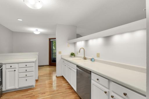 There is wonderful counter space too