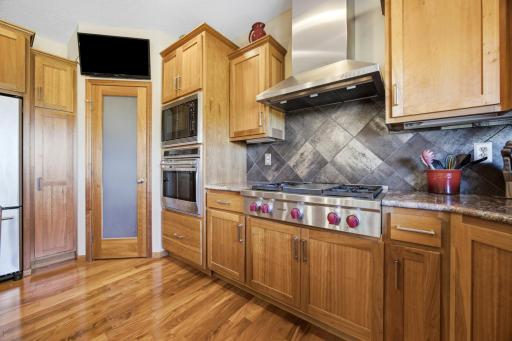 7019 Maple Lane, Horace, ND 58047