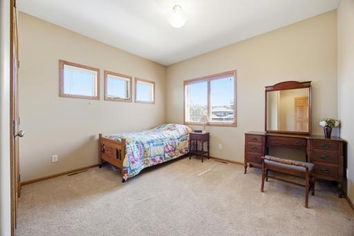 7019 Maple Lane, Horace, ND 58047