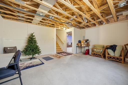 7019 Maple Lane, Horace, ND 58047