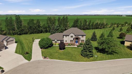 7019 Maple Lane, Horace, ND 58047