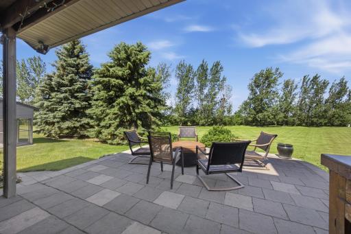7019 Maple Lane, Horace, ND 58047