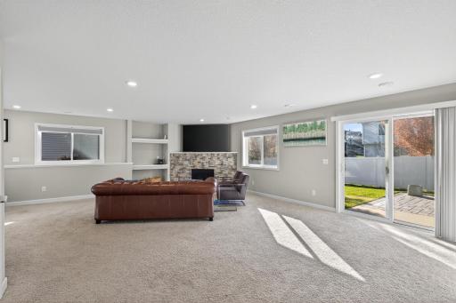 1704 Wilking Way, Shakopee, MN 55379