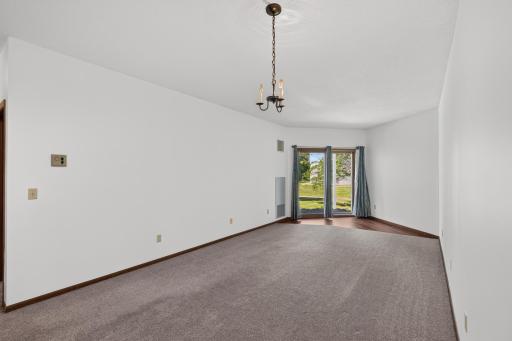 1392 Carling Drive, 103, Saint Paul, MN 55108