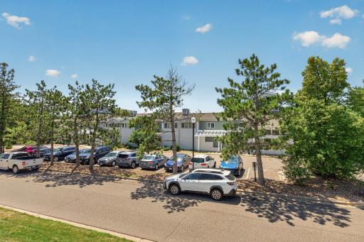 1392 Carling Drive, 103, Saint Paul, MN 55108