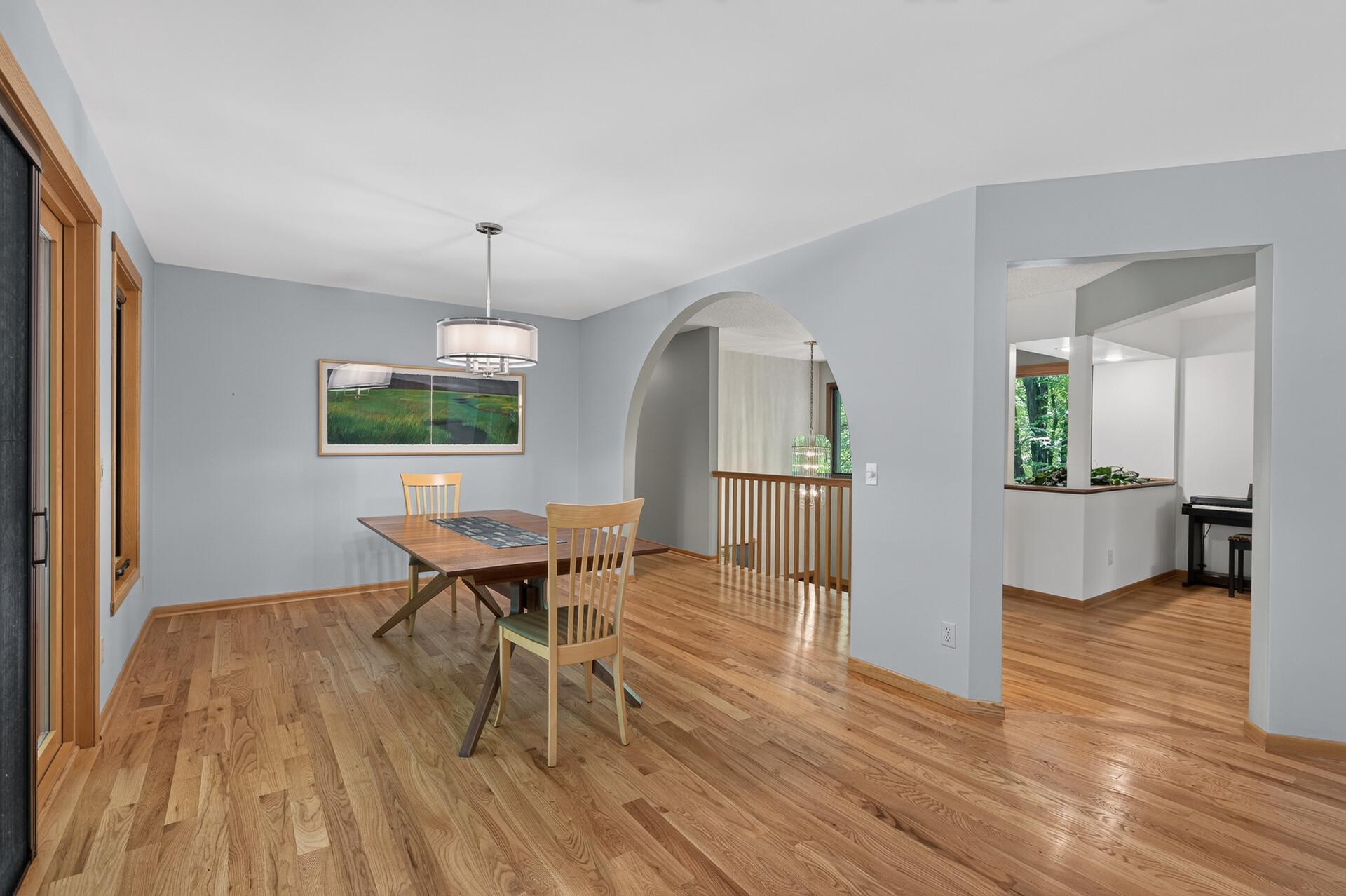 14_11600_37th_Ave_N14_mls.jpg