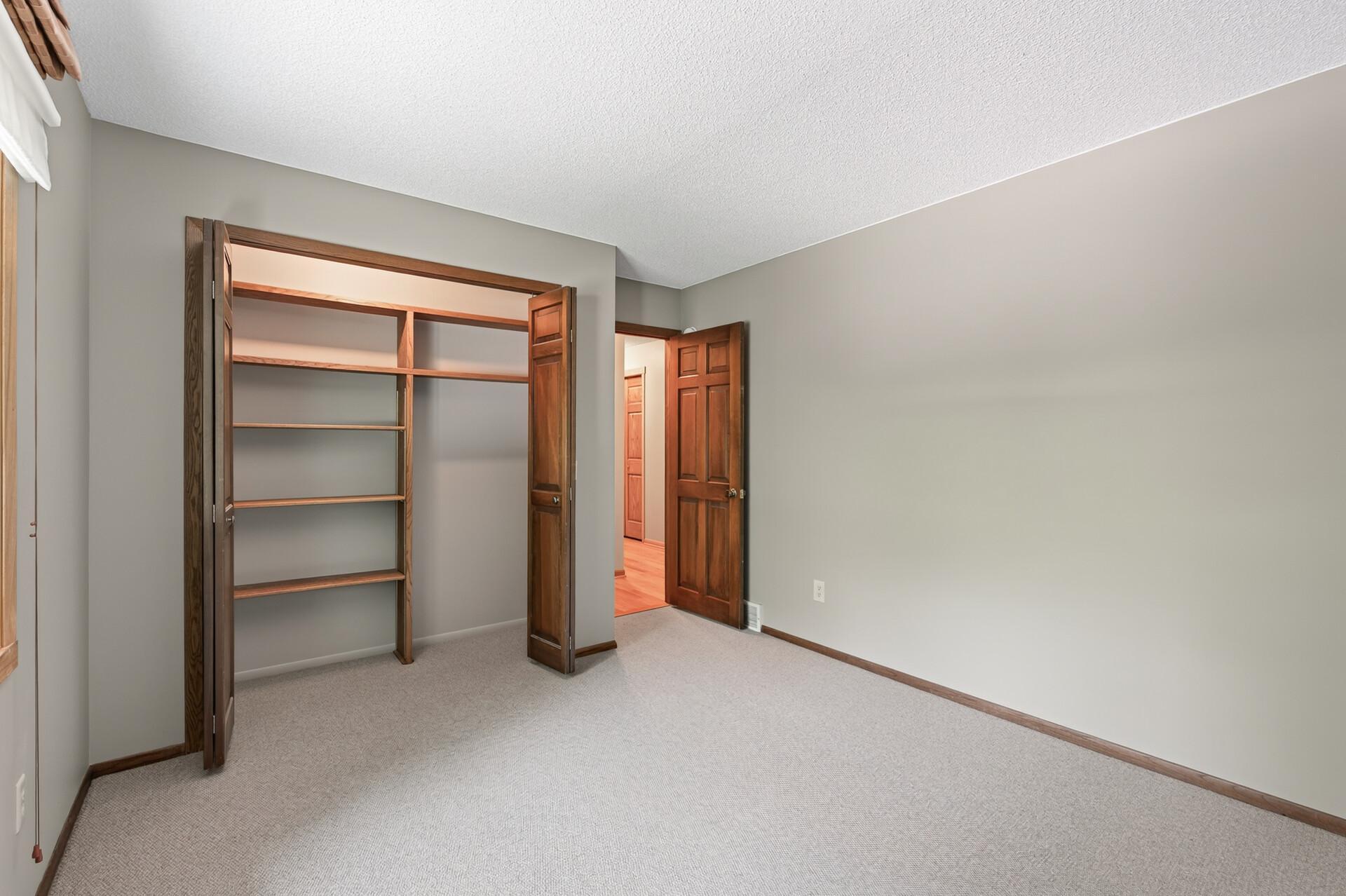 36_11600_37th_Ave_N36_mls.jpg
