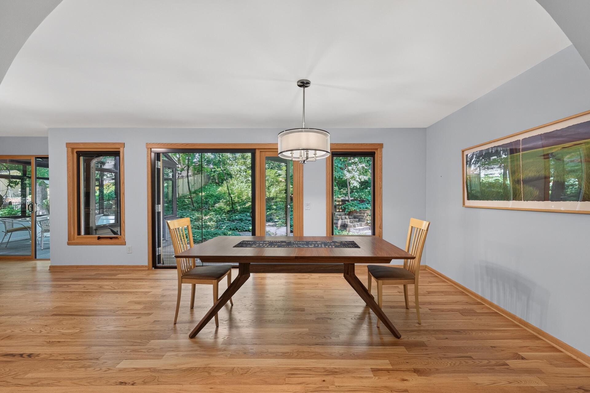 12_11600_37th_Ave_N12_mls.jpg