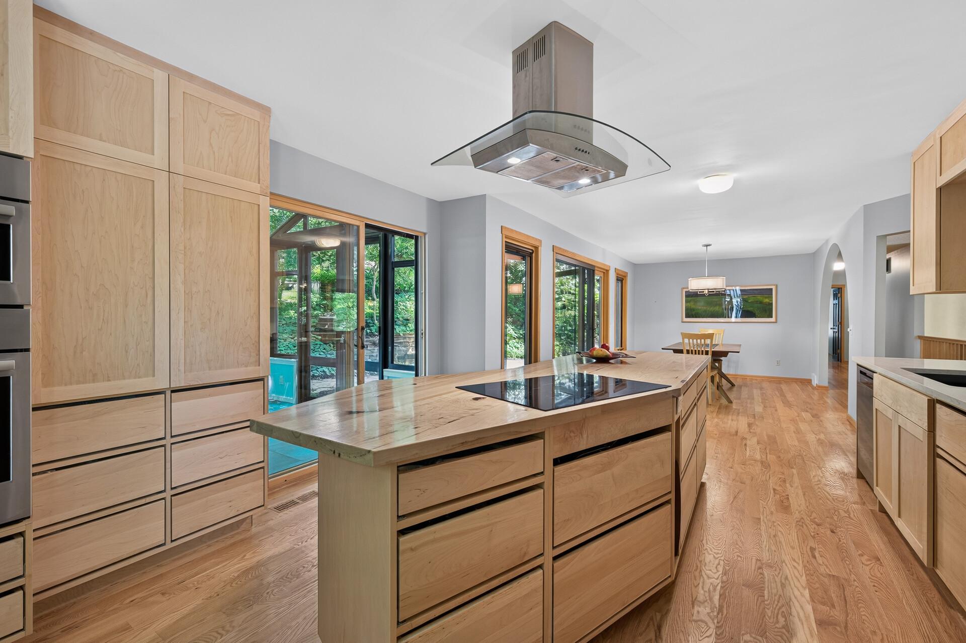 20_11600_37th_Ave_N20_mls.jpg