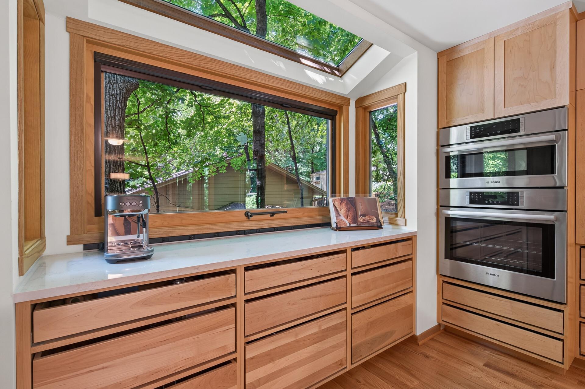 23_11600_37th_Ave_N23_mls.jpg