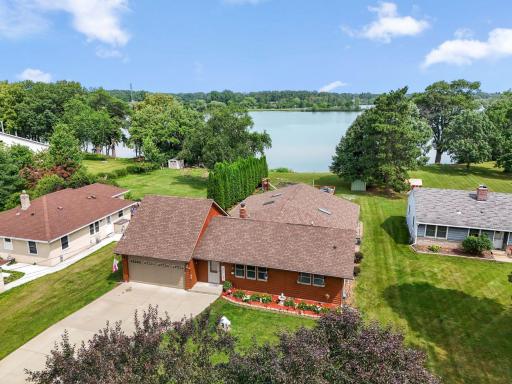 1911 County Road F E, North Saint Paul, MN 55110