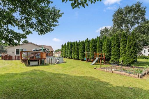 1911 County Road F E, North Saint Paul, MN 55110