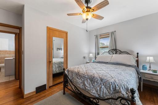 1911 County Road F E, North Saint Paul, MN 55110