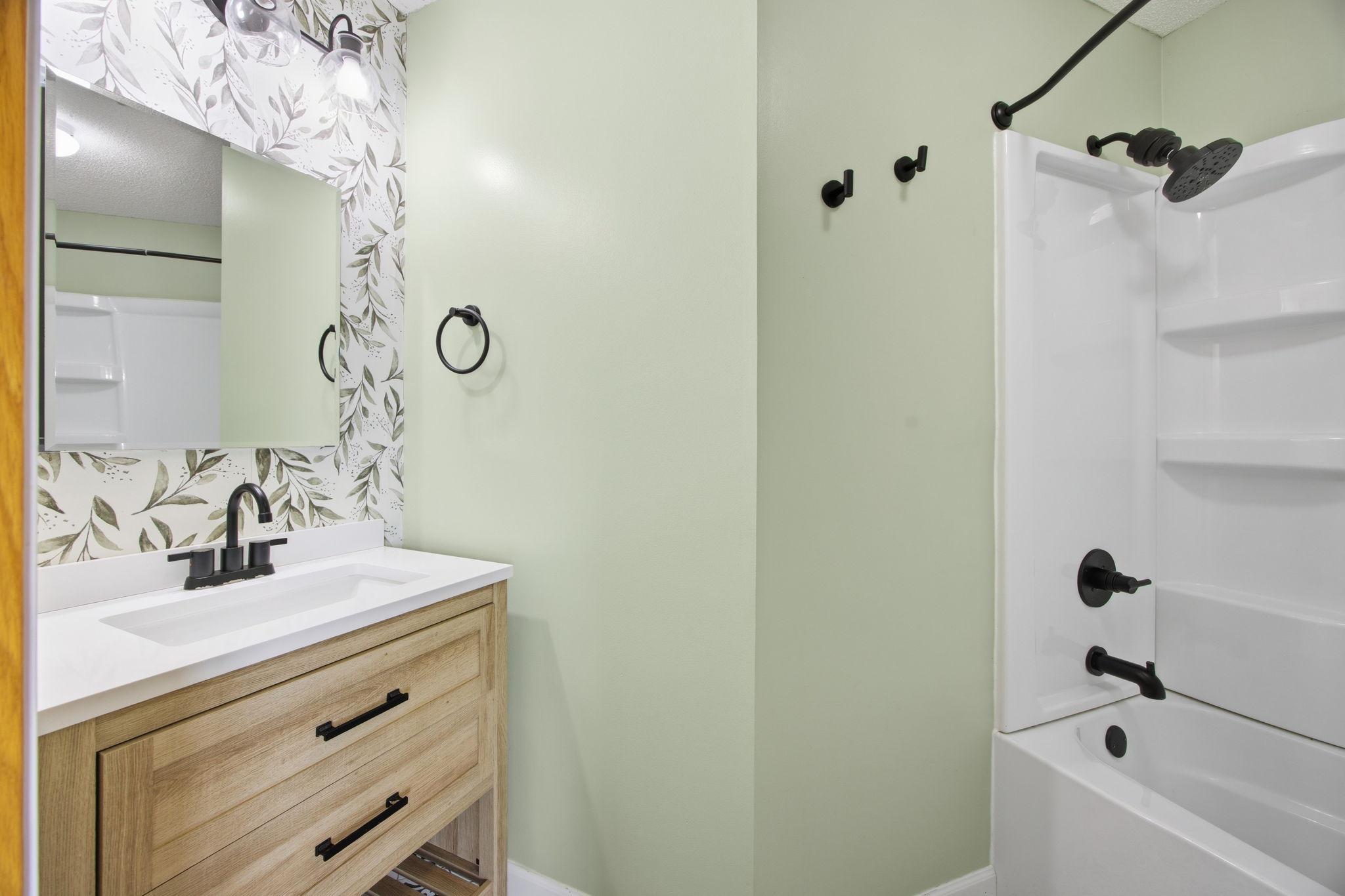 Full Bath Upper Level Remodeled 14325 Quince St NW Andover.jpg