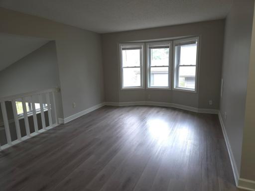3633 Windtree Drive, Eagan, MN 55123