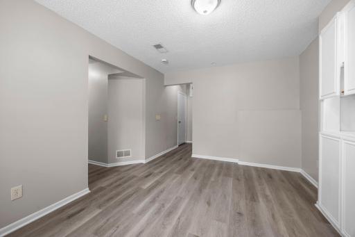 3633 Windtree Drive, Eagan, MN 55123