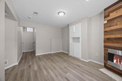3633 Windtree Drive, Eagan, MN 55123