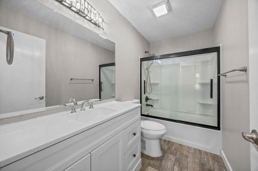 3633 Windtree Drive, Eagan, MN 55123
