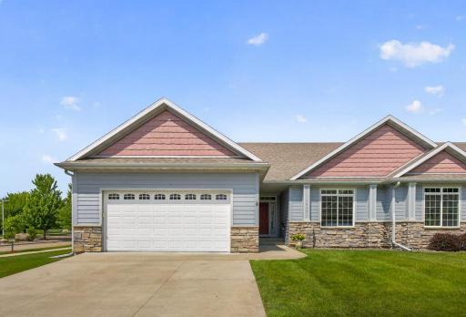 1825 Alexander Road NE, Rochester, MN 55906