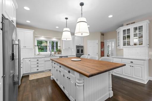 4940 Suburban Drive, Excelsior, MN 55331