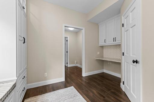 4940 Suburban Drive, Excelsior, MN 55331
