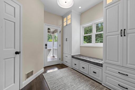4940 Suburban Drive, Excelsior, MN 55331