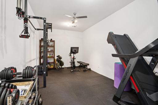 37-web-or-mls-Morningside Ct-S0804-037.jpg