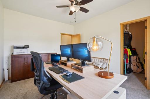 31-web-or-mls-Morningside Ct-S0804-031.jpg