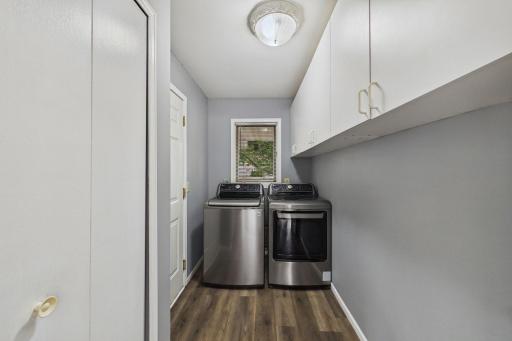 Main level laundry room