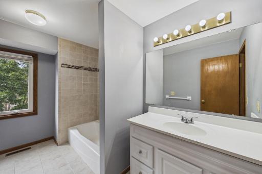Upper level full bathroom