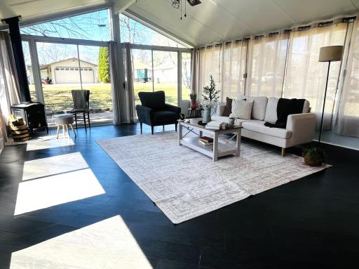 Staged sunroom.jpg
