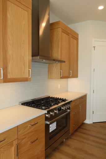 Kitchen, Stainless Steel Appliances