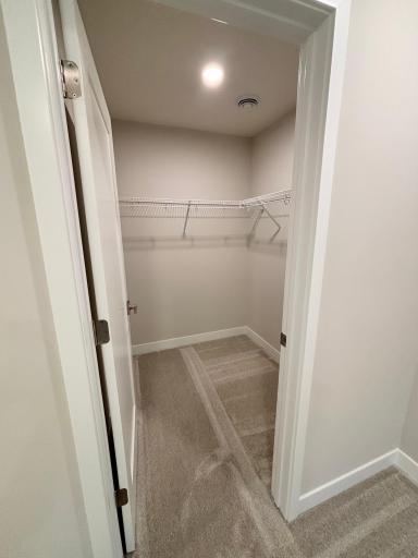 17940 Greenwich Way, Lakeville, MN 55044