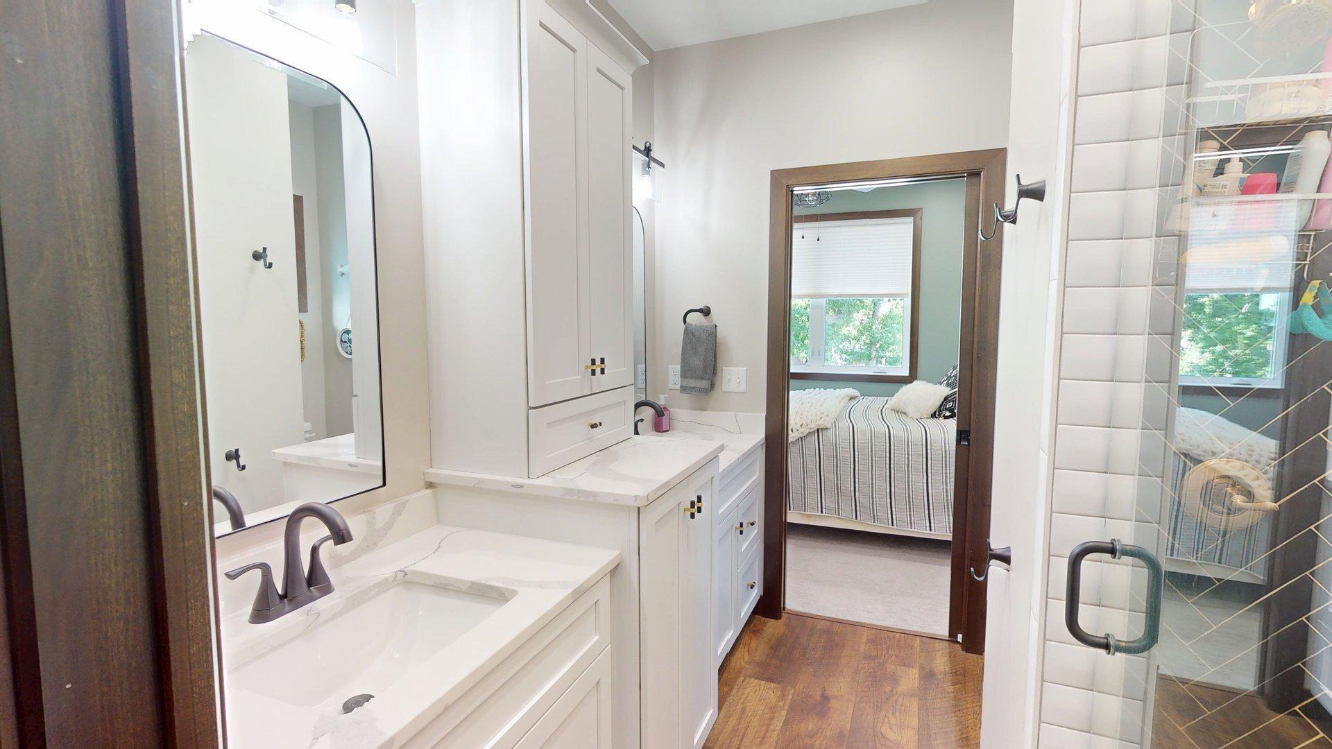 Jack n Jill Bathroom