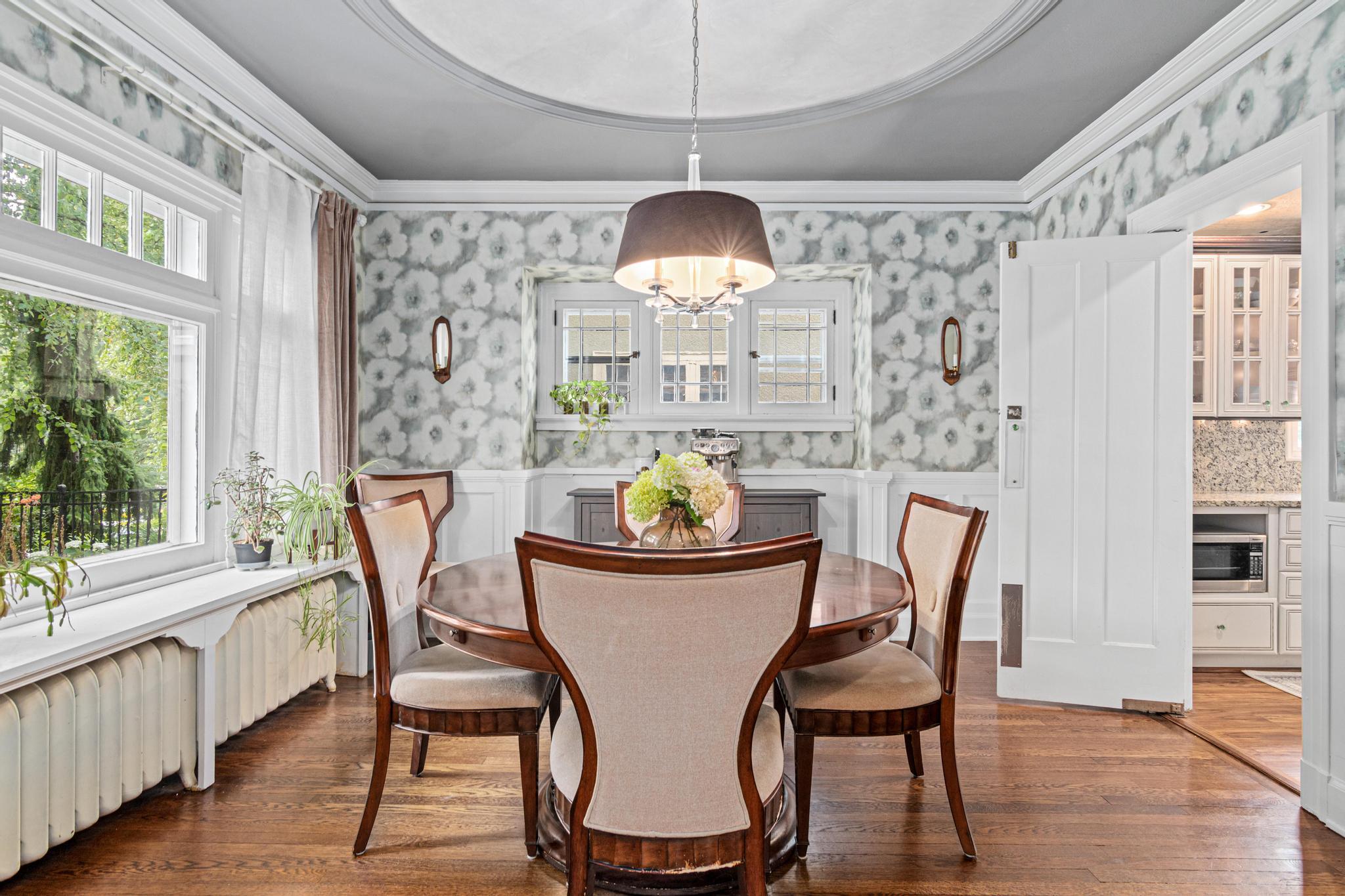Formal dining